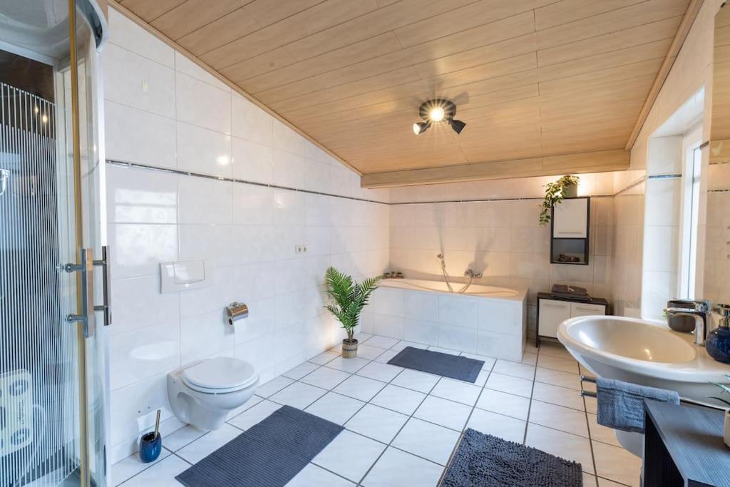 Lava-Lodge Rieden  Luaran gambar